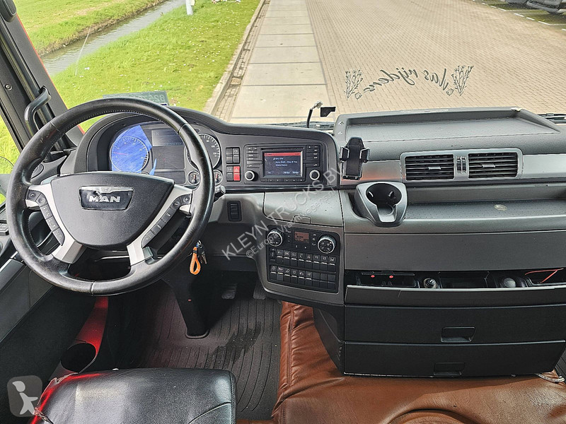 شاحنة MAN TGX XXL 6X2-4
