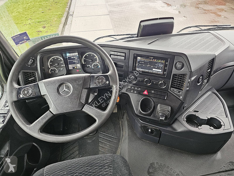 شاحنة Mercedes AROCS 3251