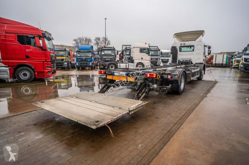 شاحنة Renault  D19 WIDE 320 DXI + DHOLLANDIA 2T.