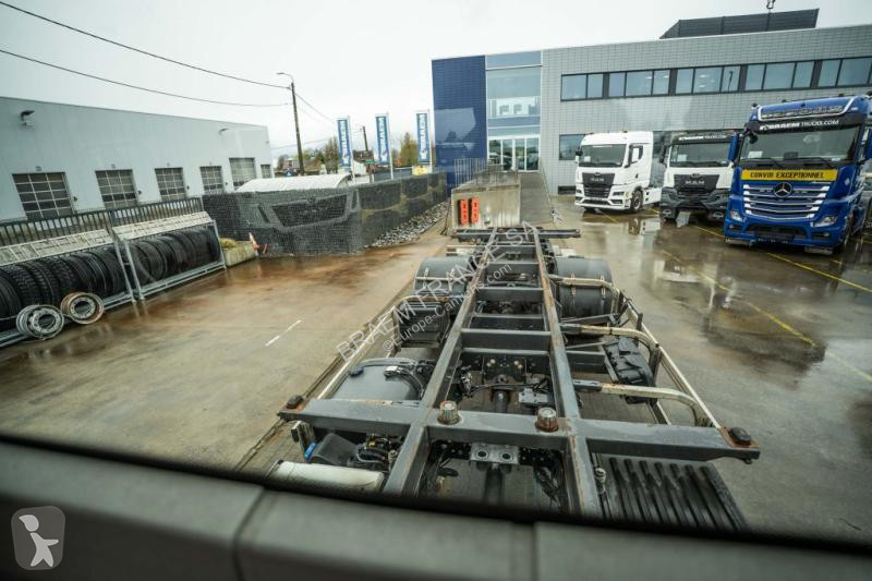 شاحنة Renault  D19 WIDE 320 DXI + DHOLLANDIA 2T.