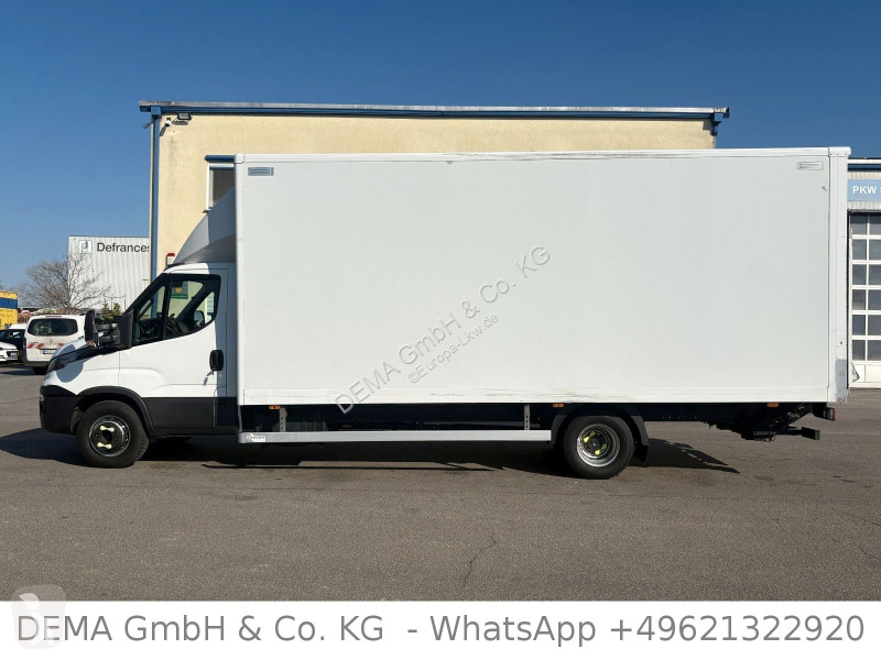 Грузовик Iveco...