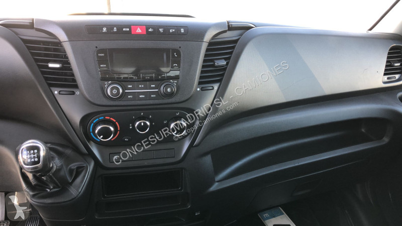 Furgoneta Iveco  BASCULANTE