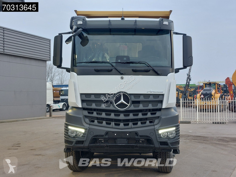 شاحنة Mercedes 4851 8X4 NEW!! 26m3 Tipper Full...