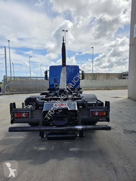 شاحنة Iveco