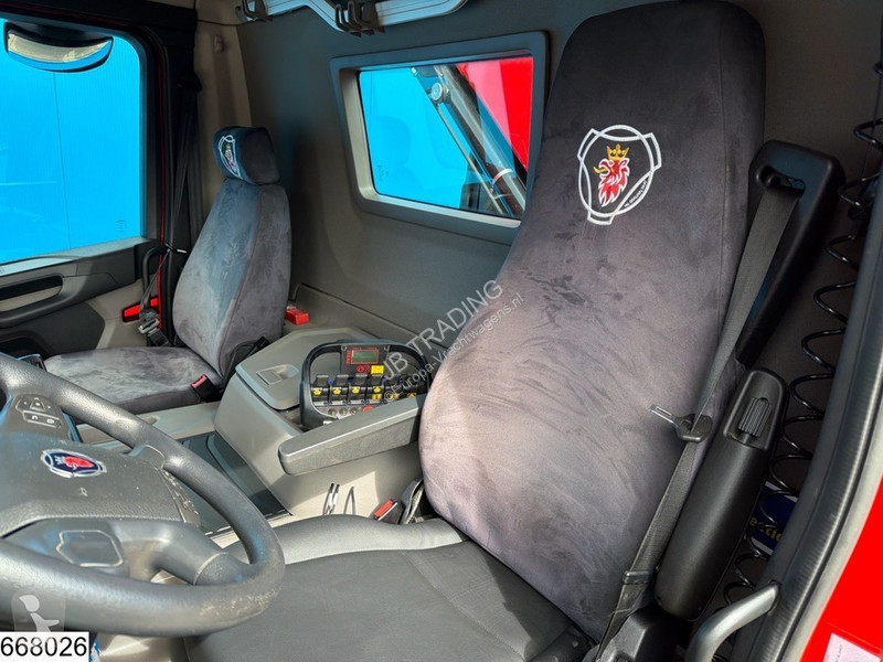 Camion Scania 410 6e, CN, 8x4, Retarder, Fassi