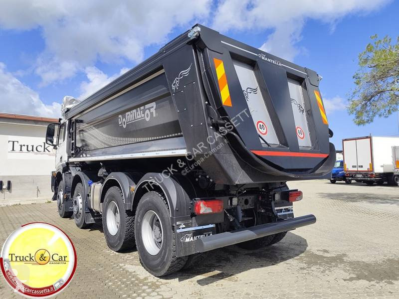 شاحنة Iveco