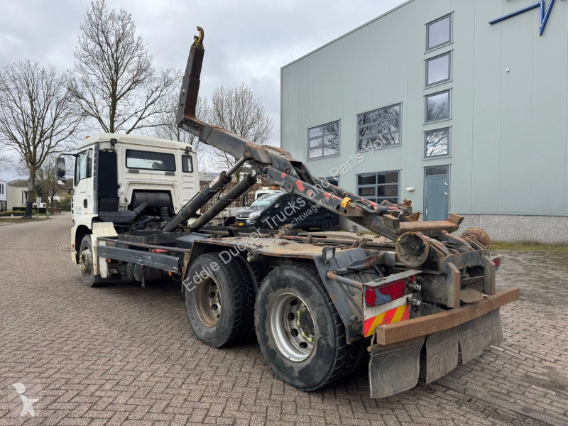 شاحنة MAN TGA 6X4 EURO 3