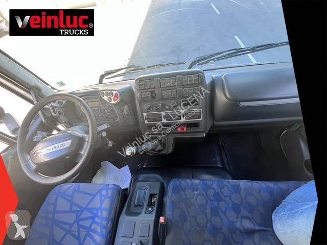 شاحنة Iveco