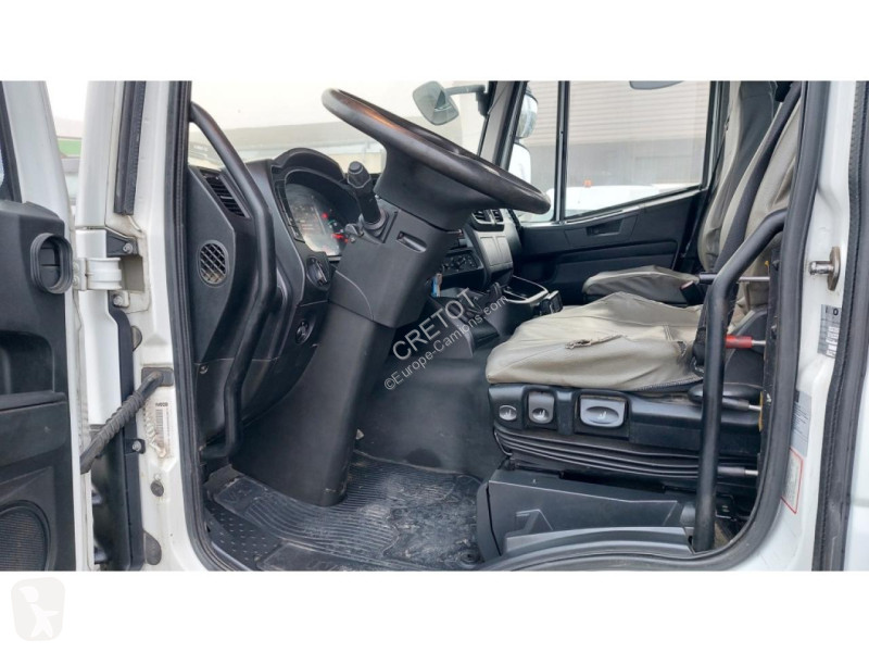 شاحنة Iveco AD 260X48 Z HR OFF