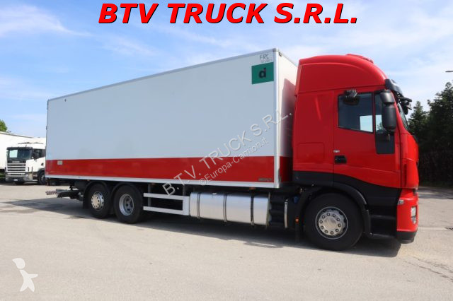 Camión Iveco STRALIS