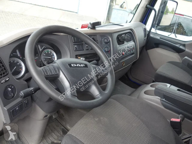 شاحنة DAF 210 oprijlaadbak,airco