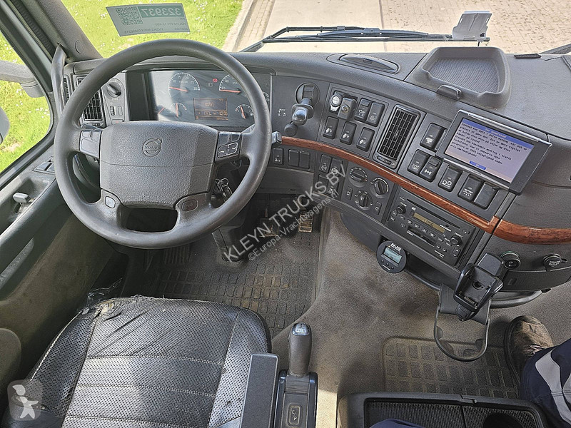 Camion Volvo 13480 8X2 HIAB 477E6 +JIB