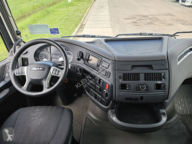شاحنة DAF 480 6x2*4