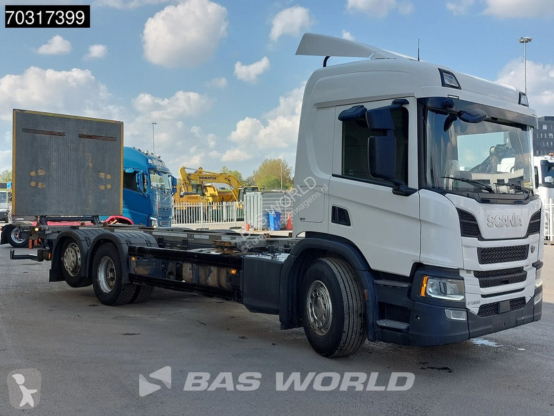 شاحنة Scania P500 P 6X2 BDF 2500kg adebordwand...