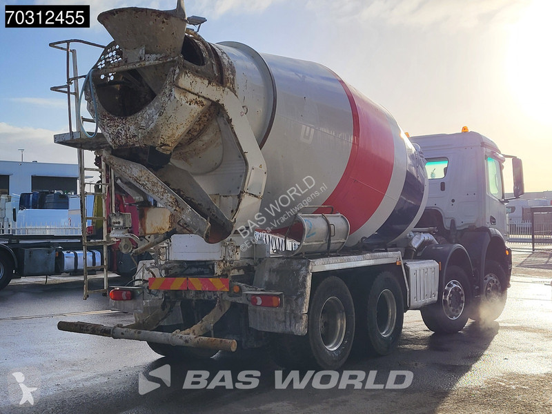 Betonárske zariadenie Mercedes 3240 8X4 9m3...