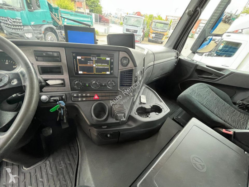 شاحنة Mercedes Arocs 2653 6x4 3-Achs Kipper...