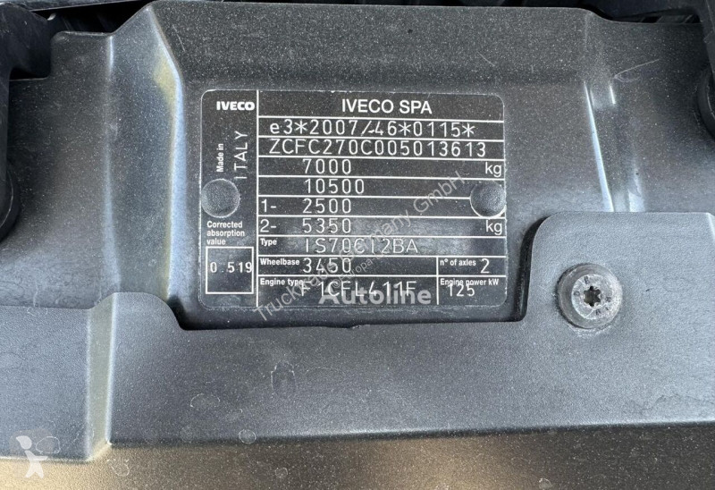 شاحنة Iveco 676 70C17