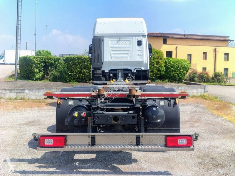 شاحنة Iveco