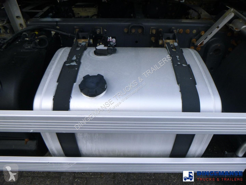 شاحنة Renault 280 dxi 4x2 fuel tank 13.6 m3 / 4...