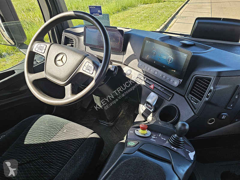 شاحنة Mercedes ACTROS Schnelllifter