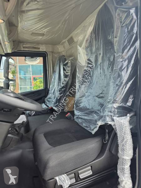 شاحنة Iveco