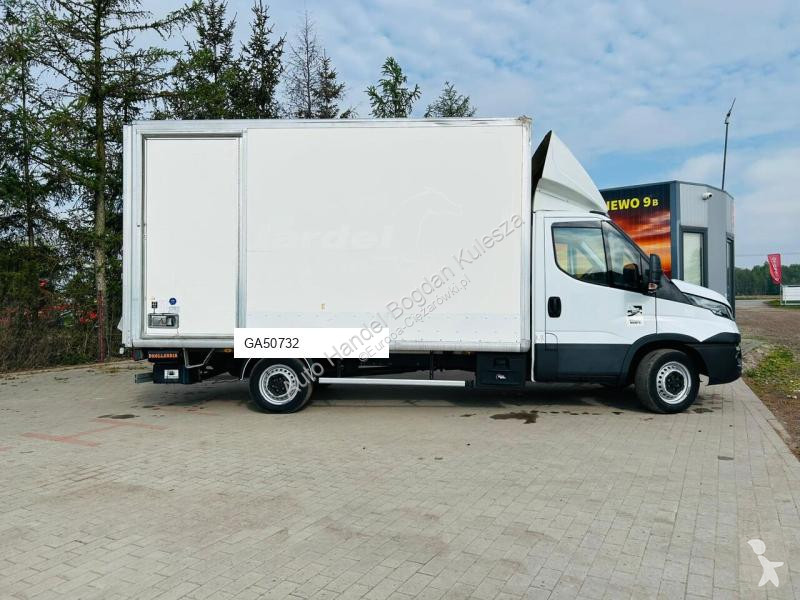 Furgoneta Iveco 35-160