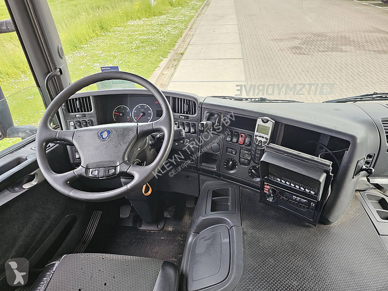 شاحنة Scania P310 6X2*4 FUE 22m3