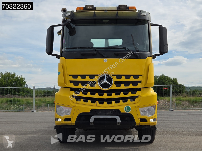 Camion Mercedes 3248 8X4 25tons containersystem...