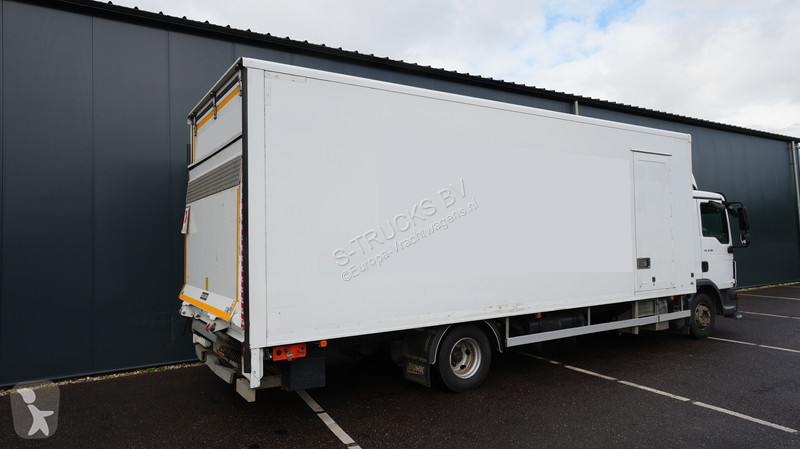 شاحنة MAN TGL 12.190 Closed box truck
