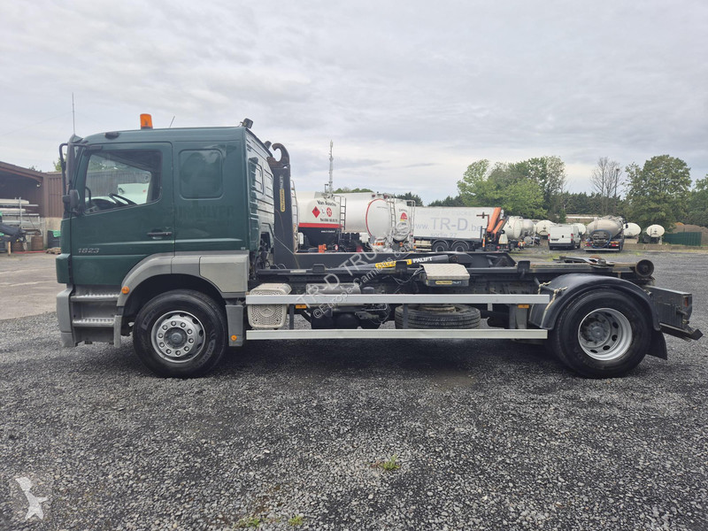 Camion Mercedes 1823 PALFINGER HOOKSYSTEM