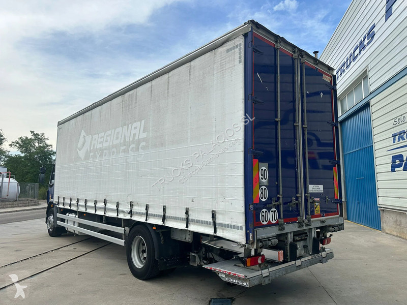 شاحنة DAF 320