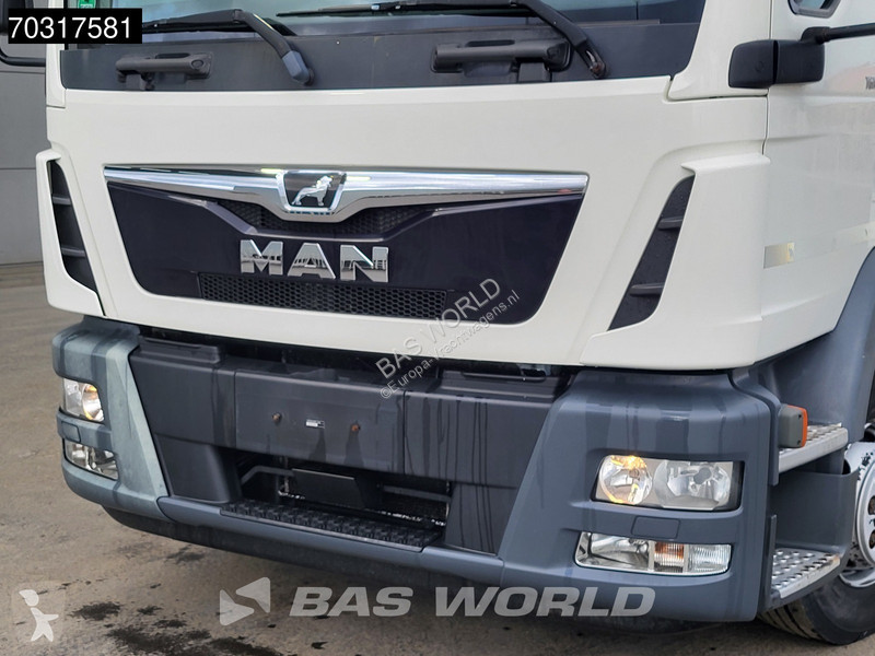 شاحنة MAN 15.250 4X2 Carrier Syberia 1500kg...