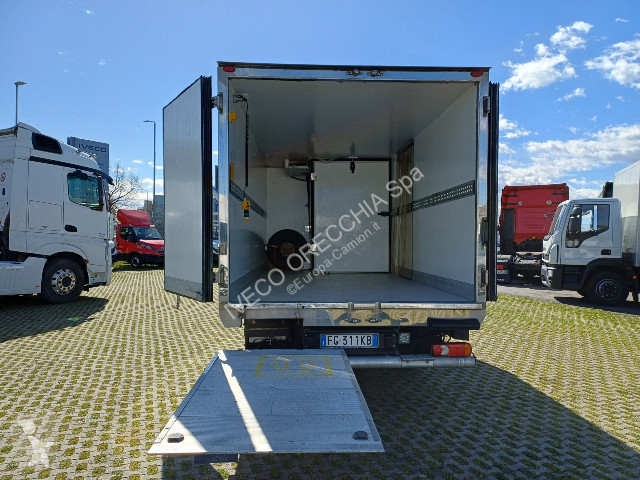 شاحنة Iveco EUROCARGO ML80E22/P