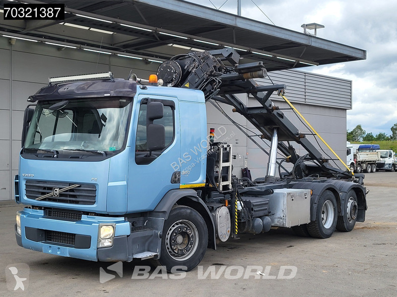 شاحنة Volvo 320 4X2 HIAB 144 E-3 HIDUO Crane...