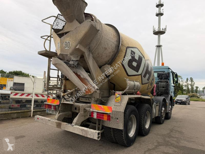 Betonárske zariadenie Mercedes 3236