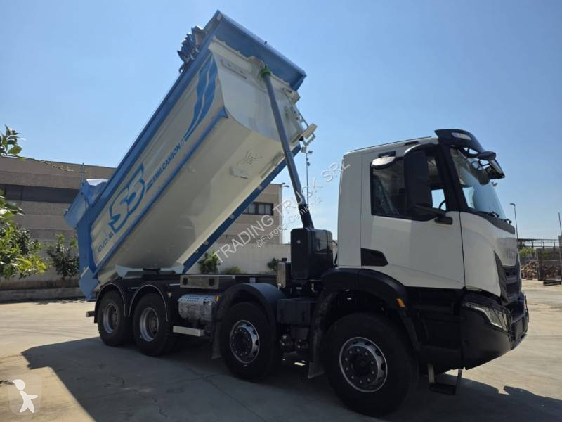 شاحنة Iveco