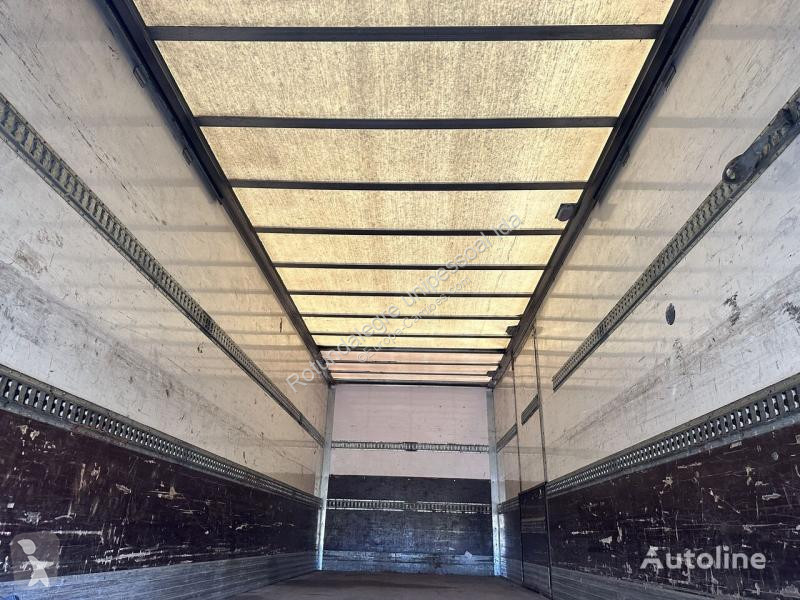 شاحنة Renault  380 DXI (PLATAFORMA ELEVATÓRIA...