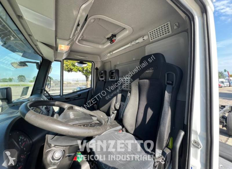 شاحنة Iveco