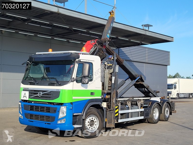شاحنة Volvo FM 370 6X2 HMF 2200-K3 Kran Crane...