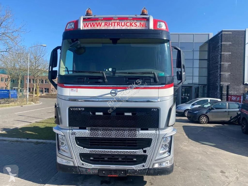 شاحنة Volvo 540 6X4 EURO 6 + EPSILON S260Z96 +...