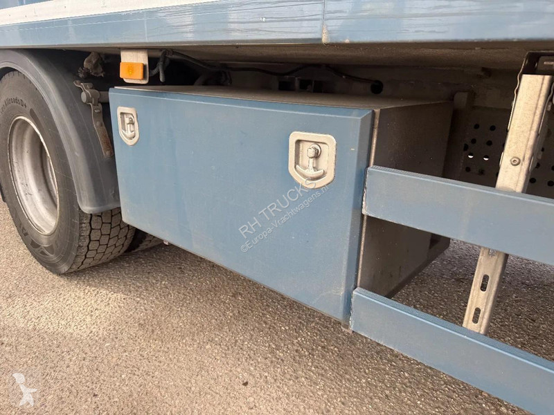 شاحنة Mercedes 1824 4X2 EURO 6 + THERMO KING +...