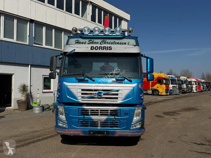 شاحنة Volvo 500 8X4 + HIAB HOOKLIFT