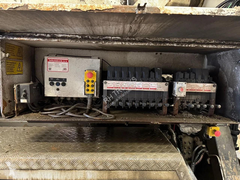 Betonárske zariadenie Renault C480 8X4 BELT +...