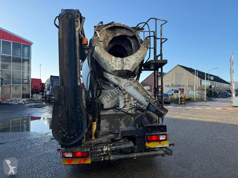 Betonárske zariadenie Renault C480 8X4 BELT +...