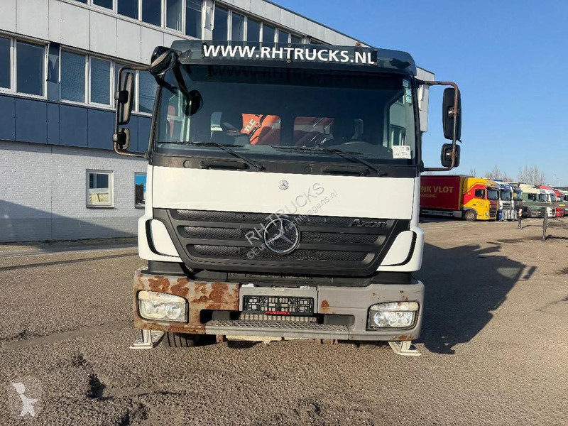 شاحنة Mercedes 2633 6X4 FULL STEEL TEREX 145.2...