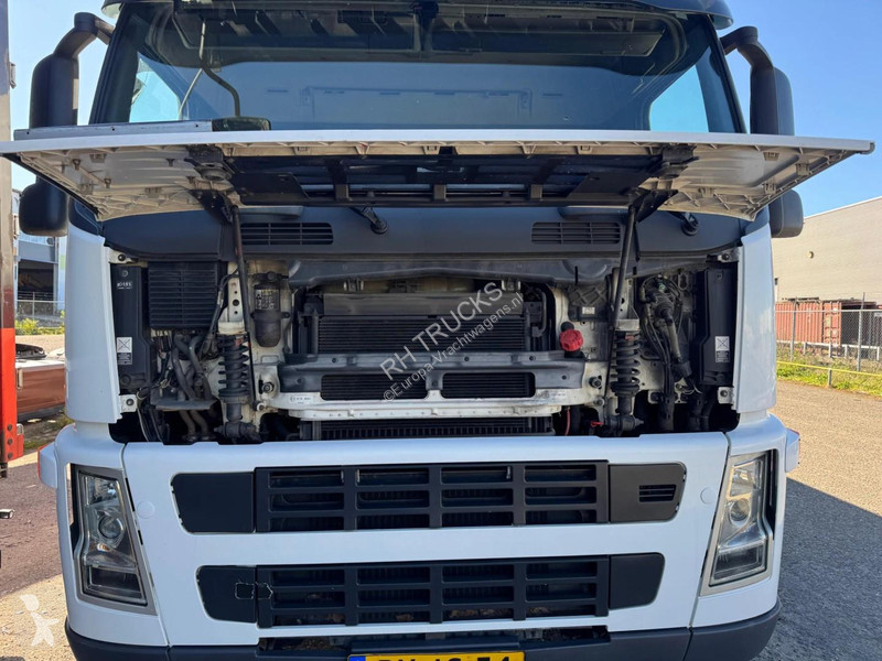 شاحنة Volvo FM 6X2 EURO 5 TANKWAGEN + SLANGEN
