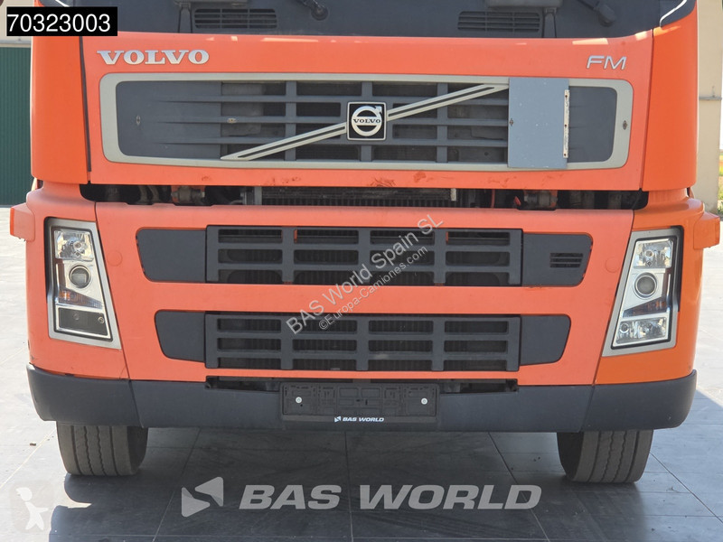 شاحنة Volvo 300 4X2 6,50m Entre Ejes Euro 6...
