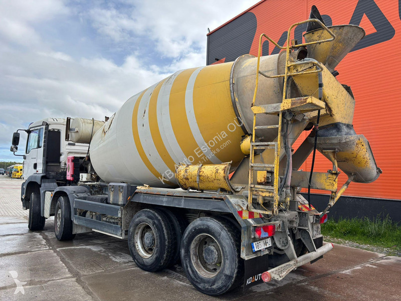 Betonárske zariadenie MAN 35.360 8x4 LIEBHERR 9...