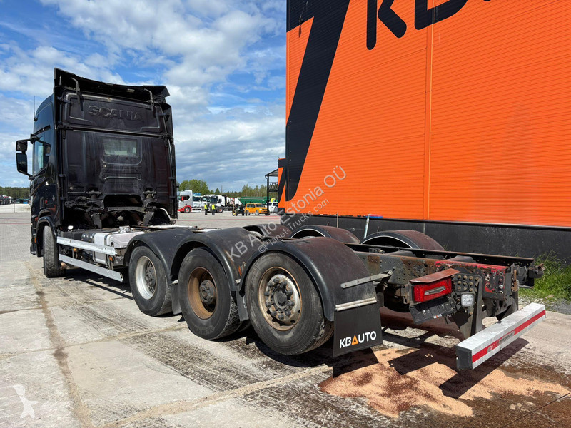 شاحنة Scania R 650 8x4*4 RETARDER / CHASSIS...
