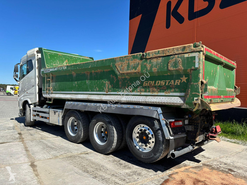 شاحنة Volvo 750 8x4*4 BOX L=6080 mm